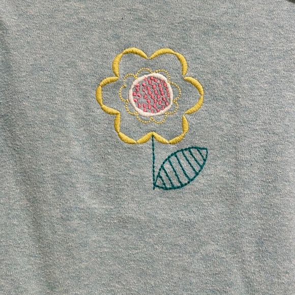 EUC 12-18m Marks & Spencer Snap Footie - Flower - Picture 3 of 3